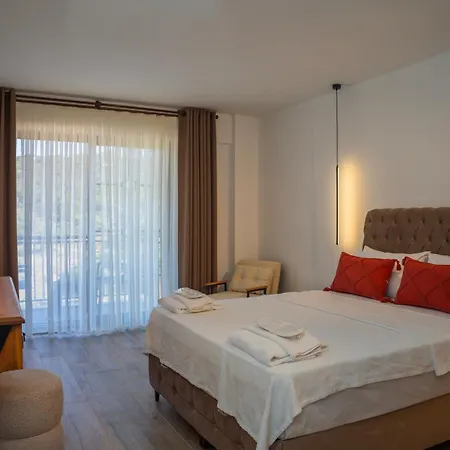 Hotel Aris